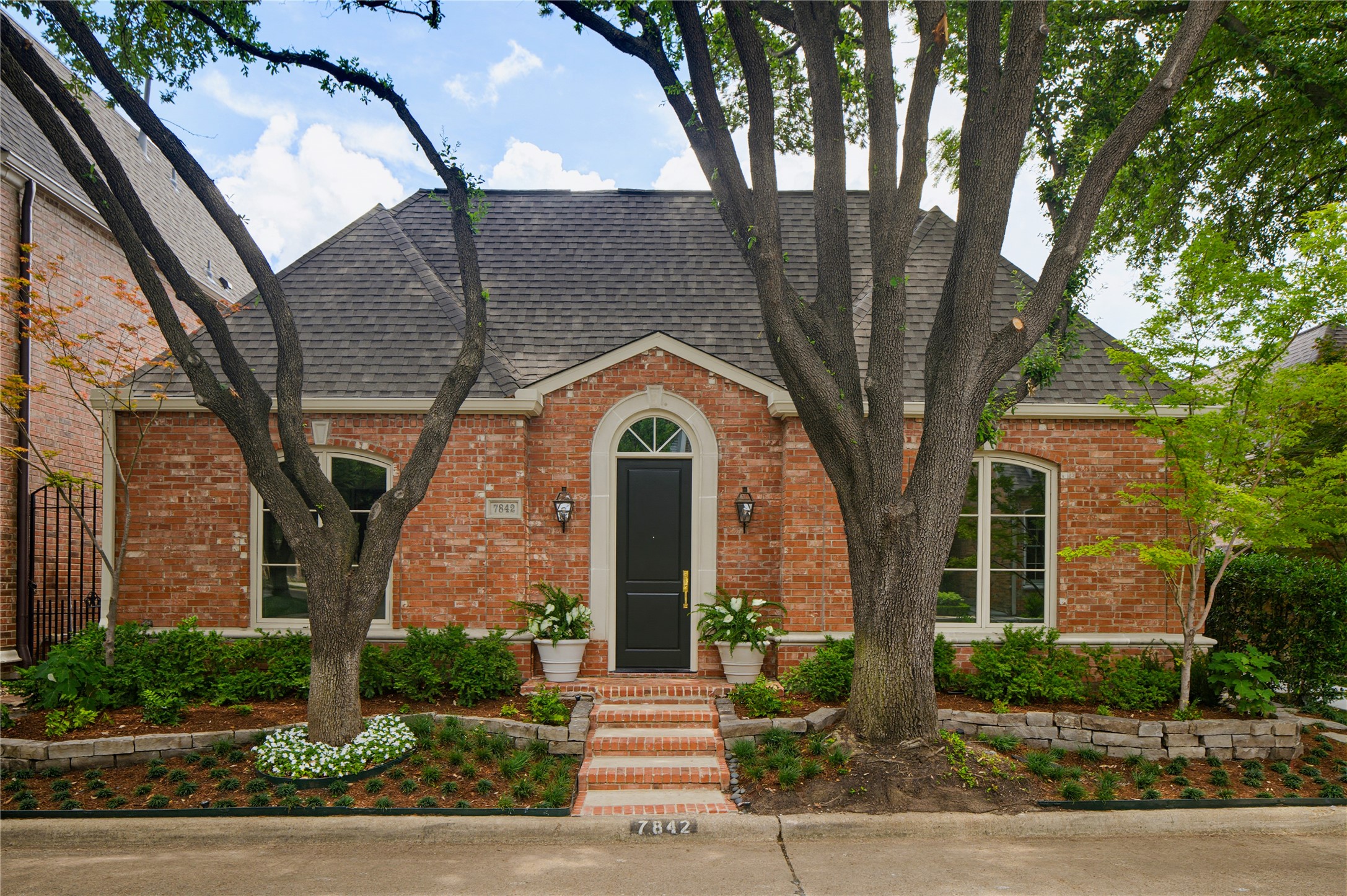 7842 Caruth Court