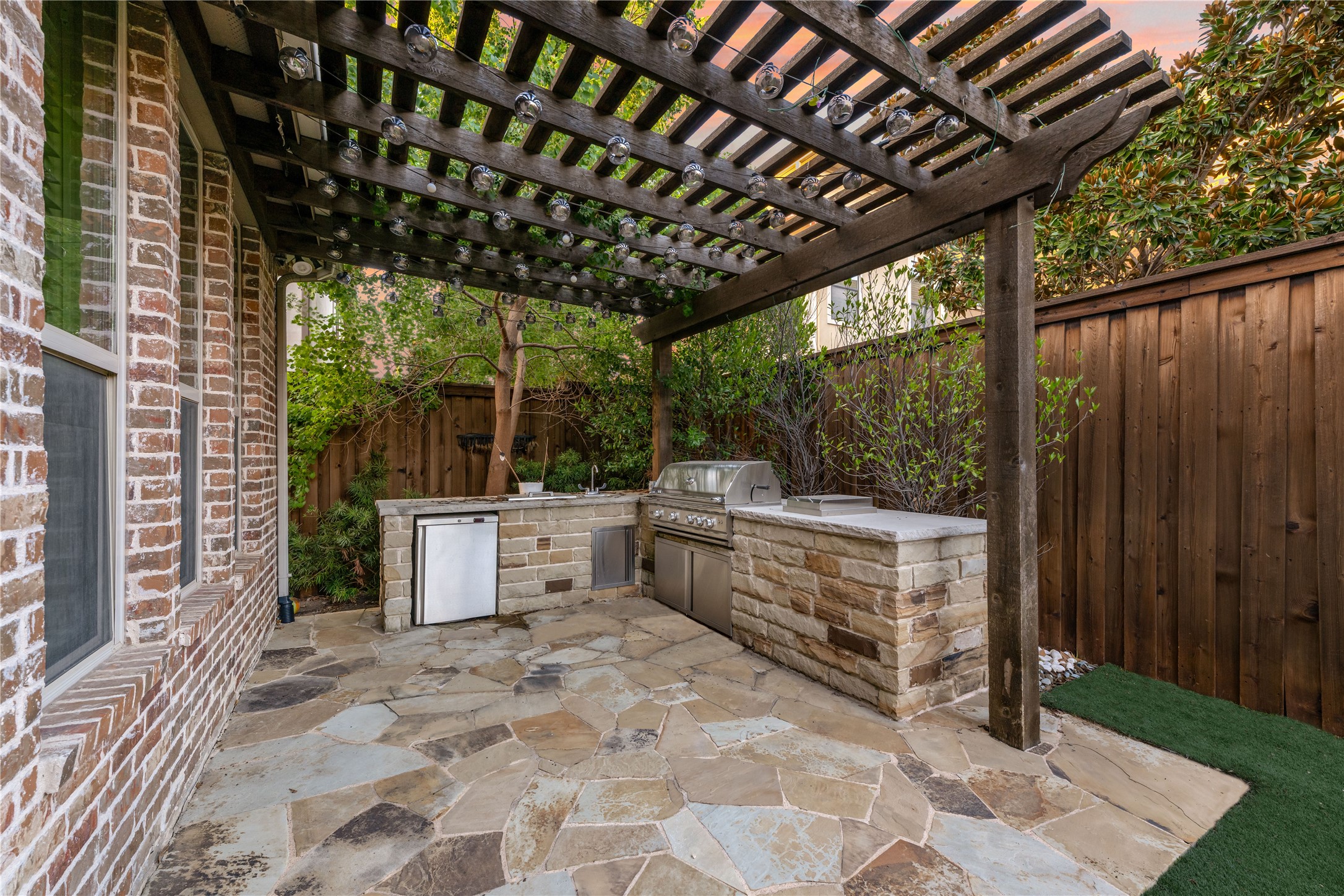 6208 Jacqueline Drive