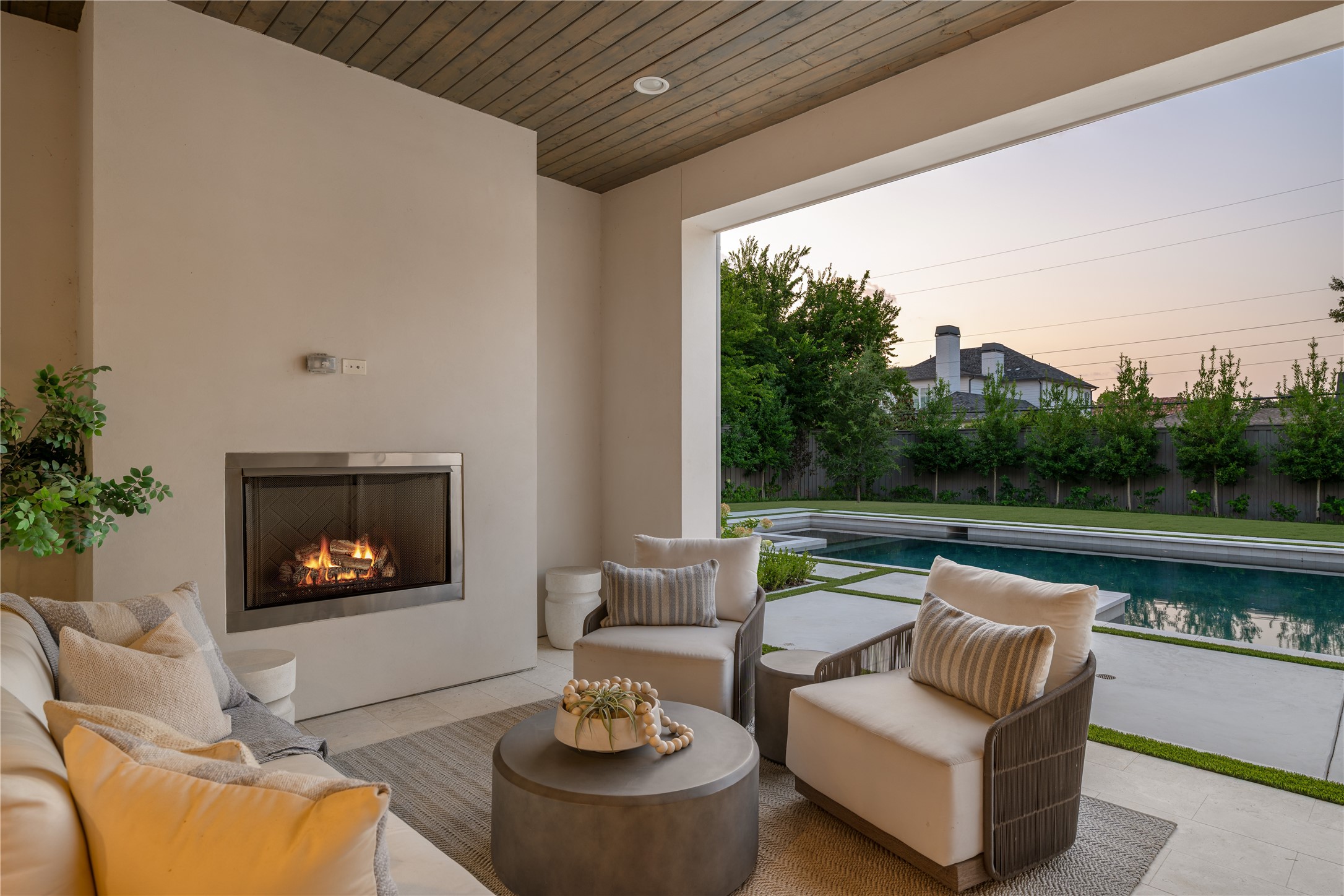 6815 Pemberton Drive