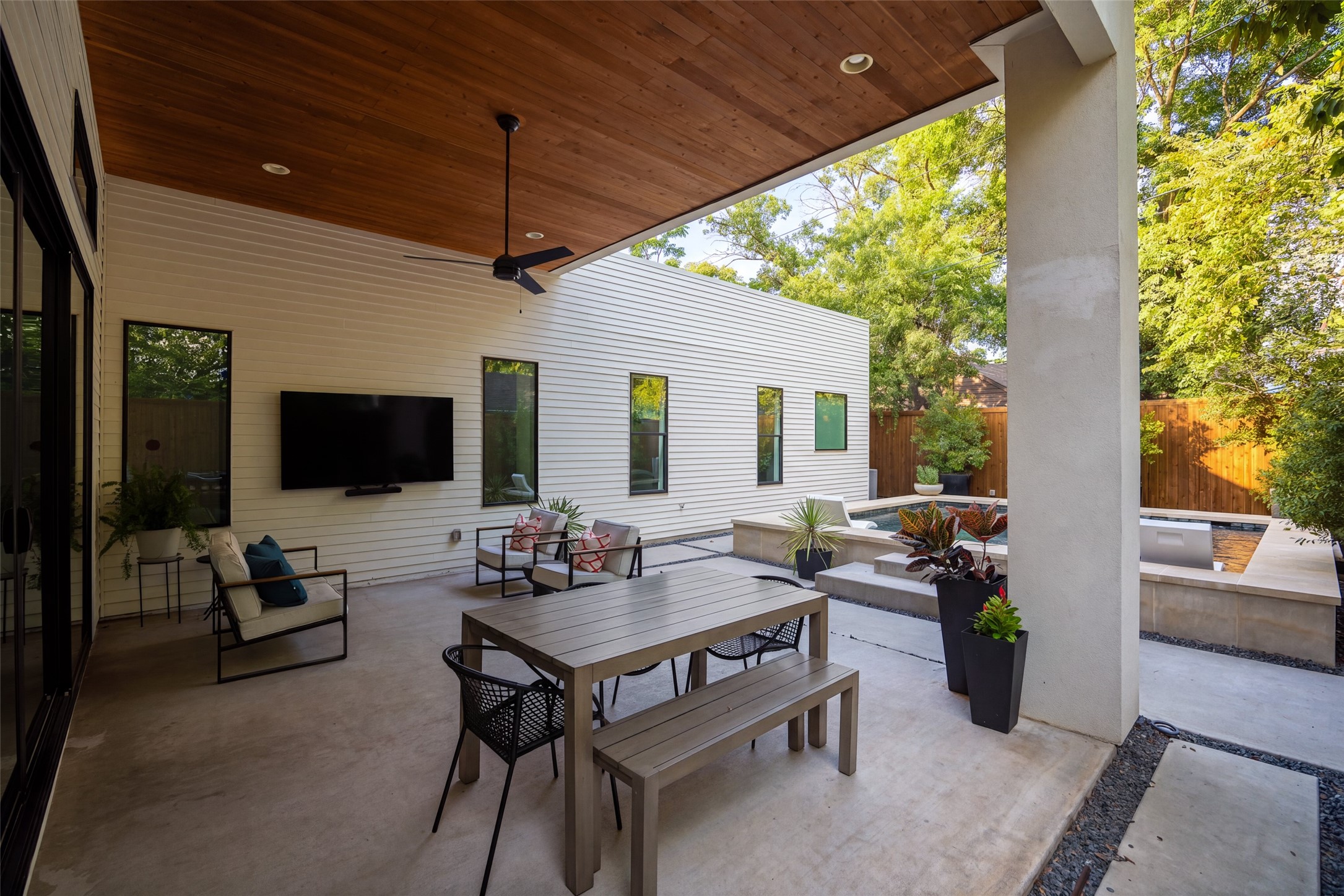 424 Cameron Avenue