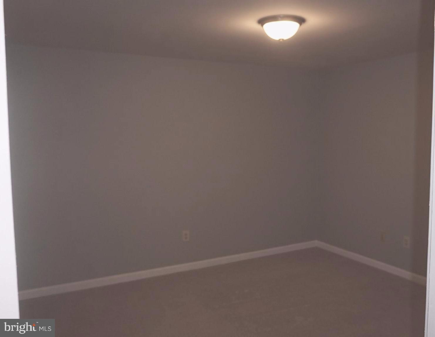 5715 Clapham Rd