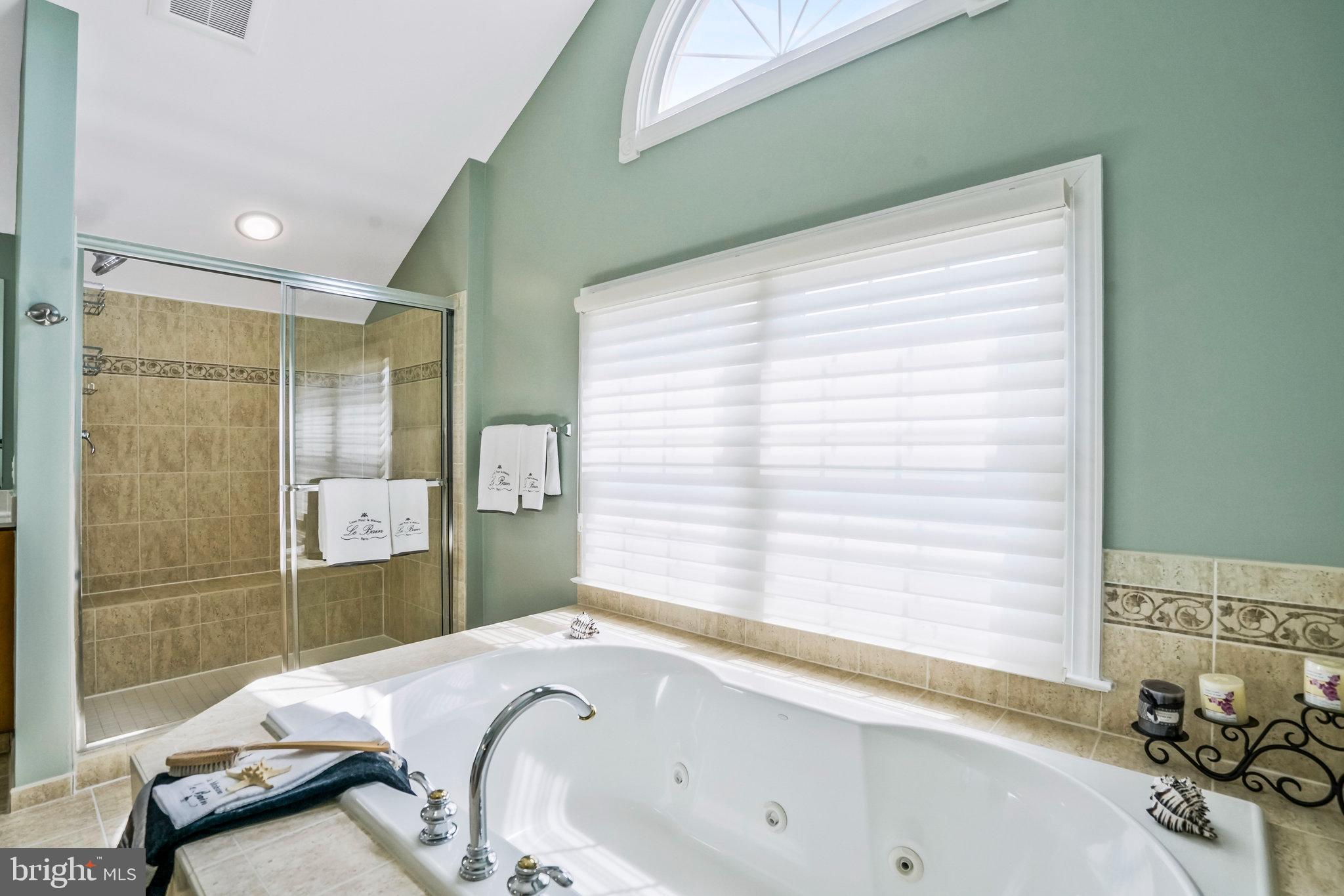 7511 Bulfinch Ct