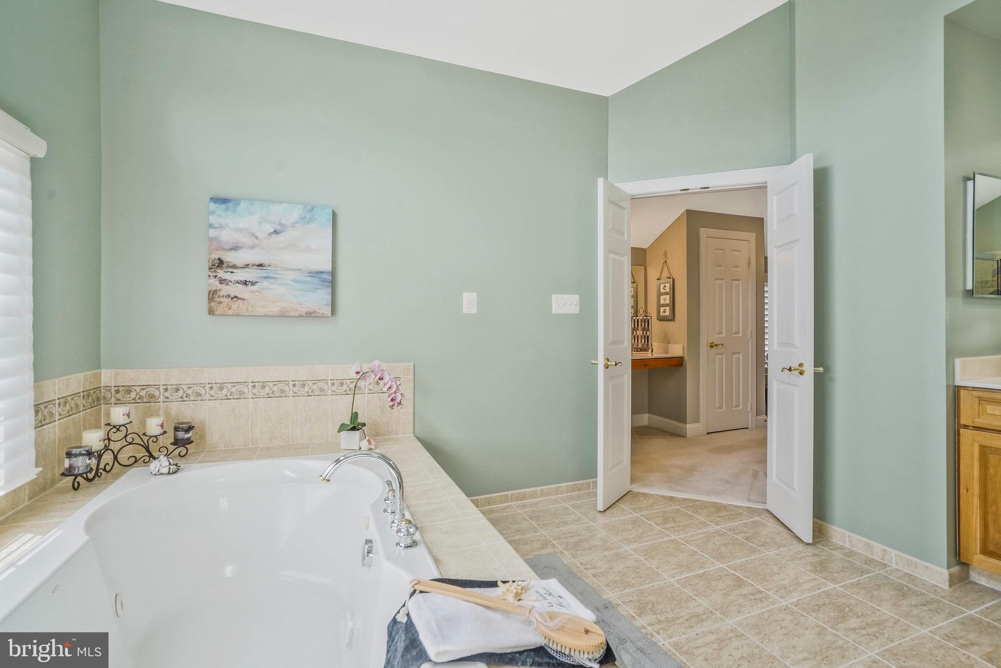 7511 Bulfinch Ct