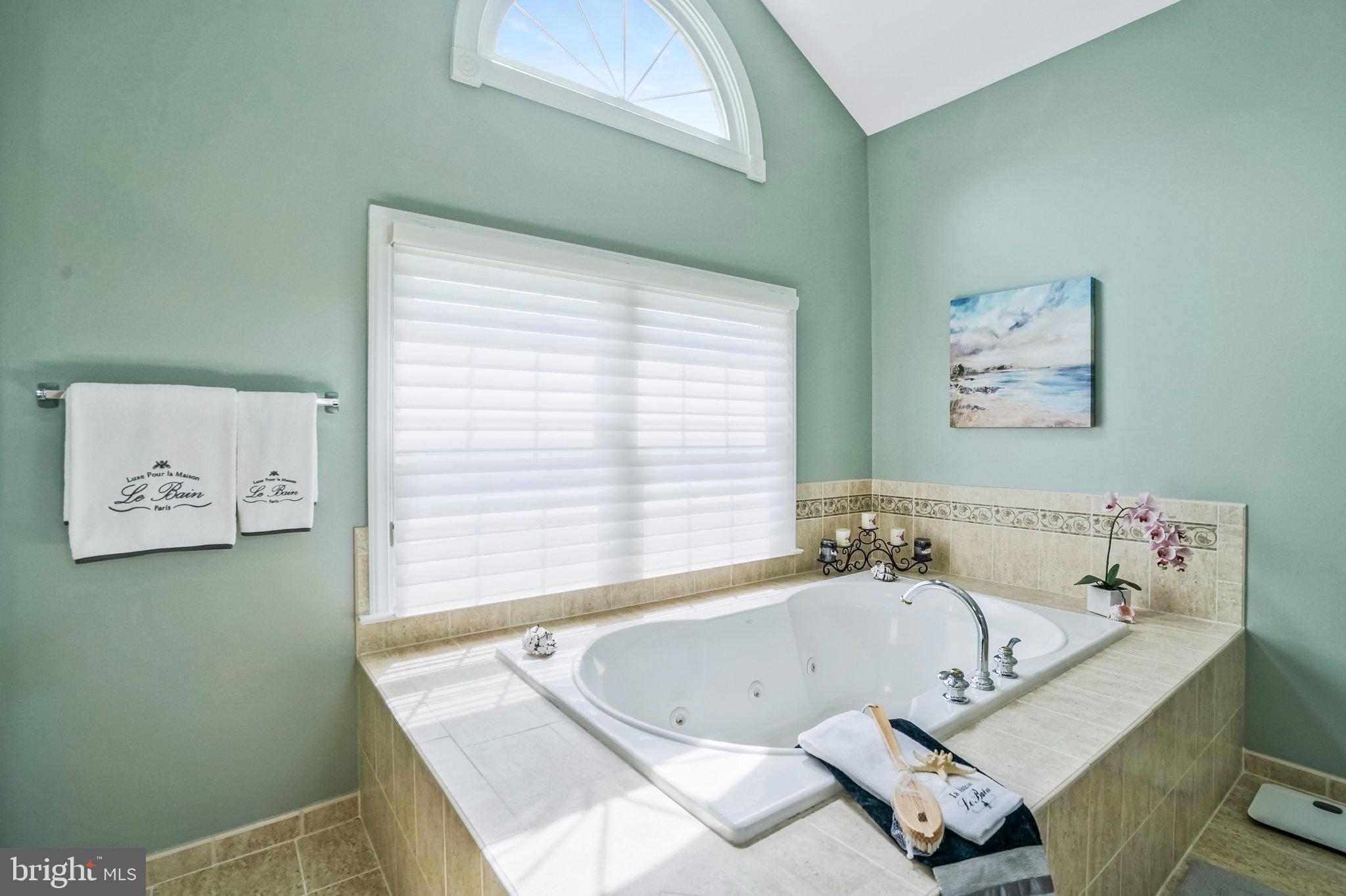 7511 Bulfinch Ct