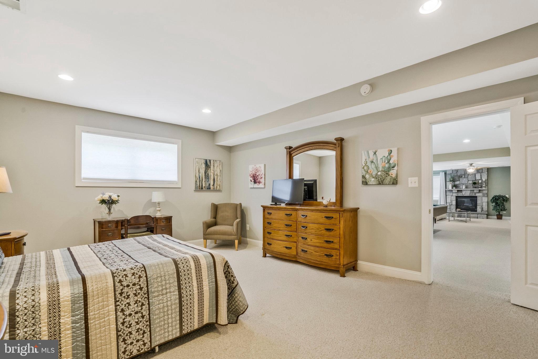7511 Bulfinch Ct