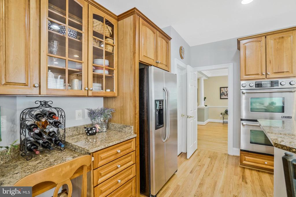 7511 Bulfinch Ct