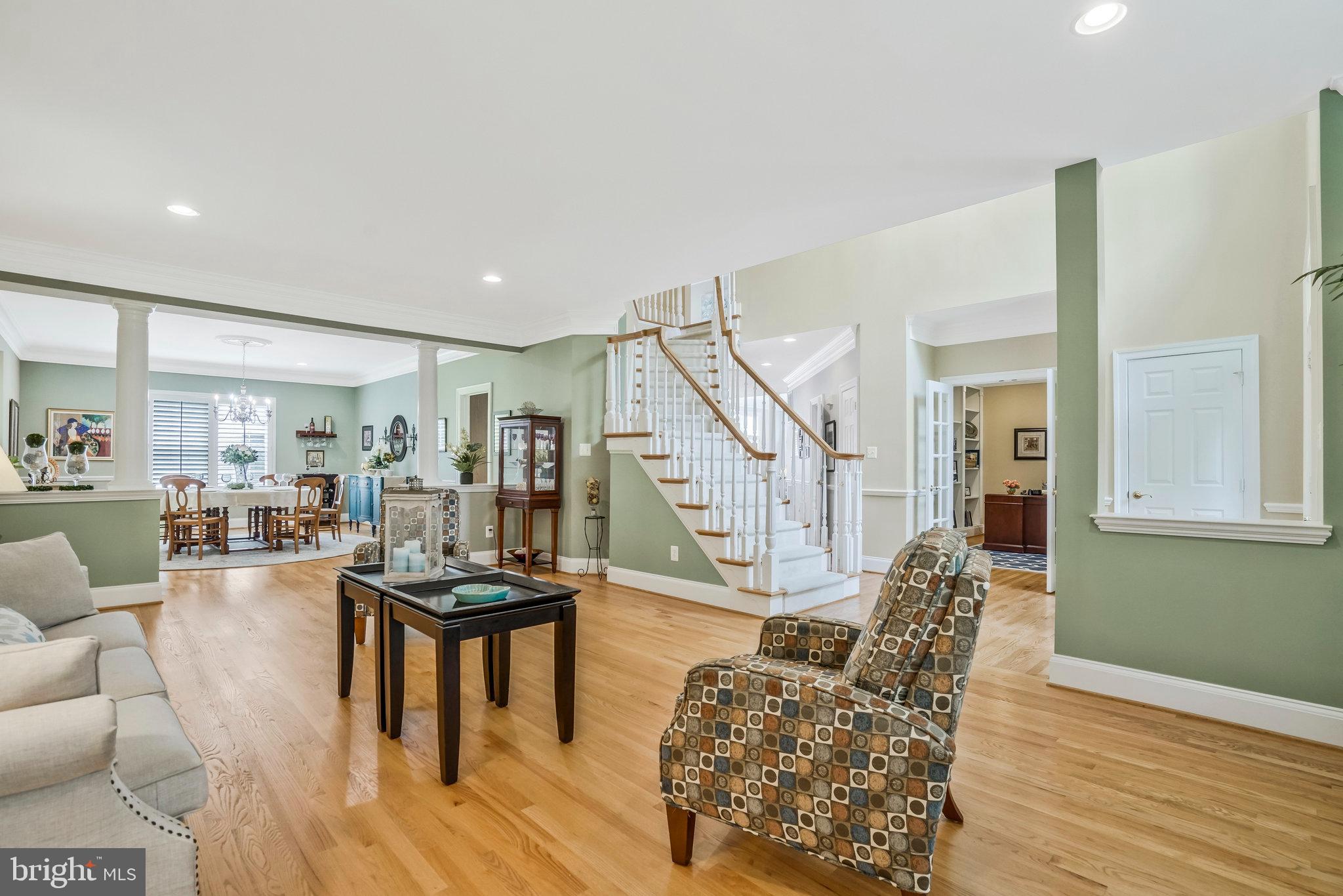7511 Bulfinch Ct