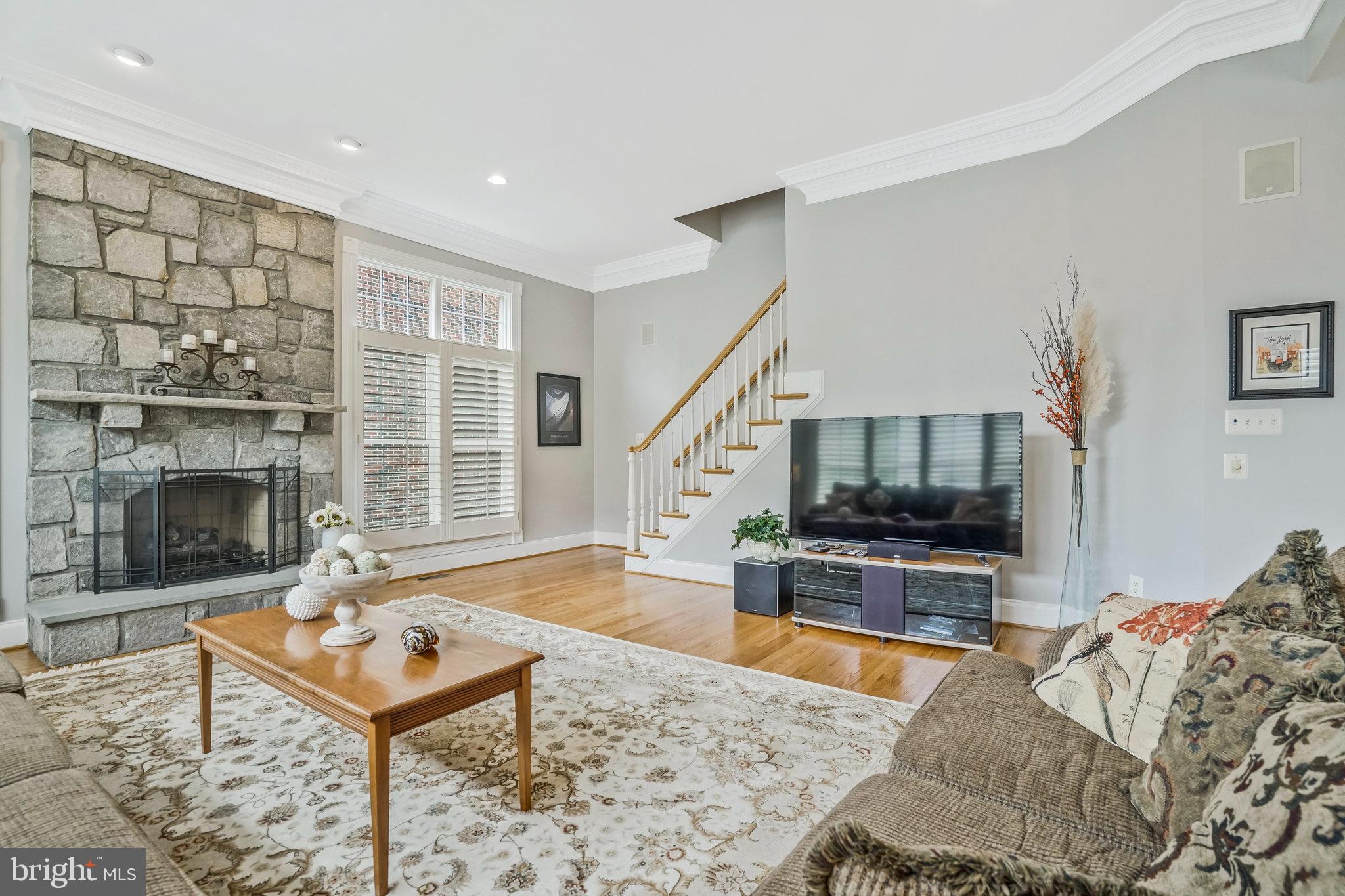 7511 Bulfinch Ct