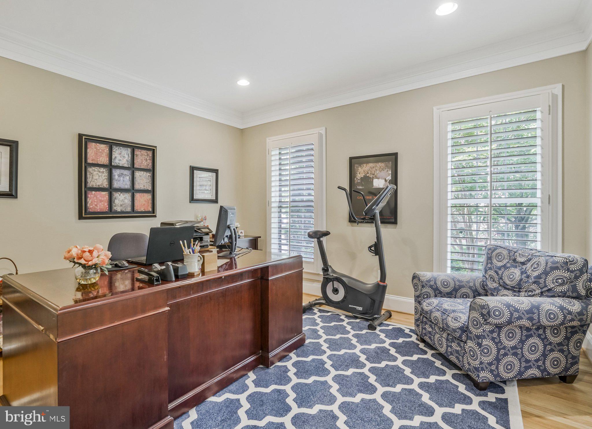 7511 Bulfinch Ct