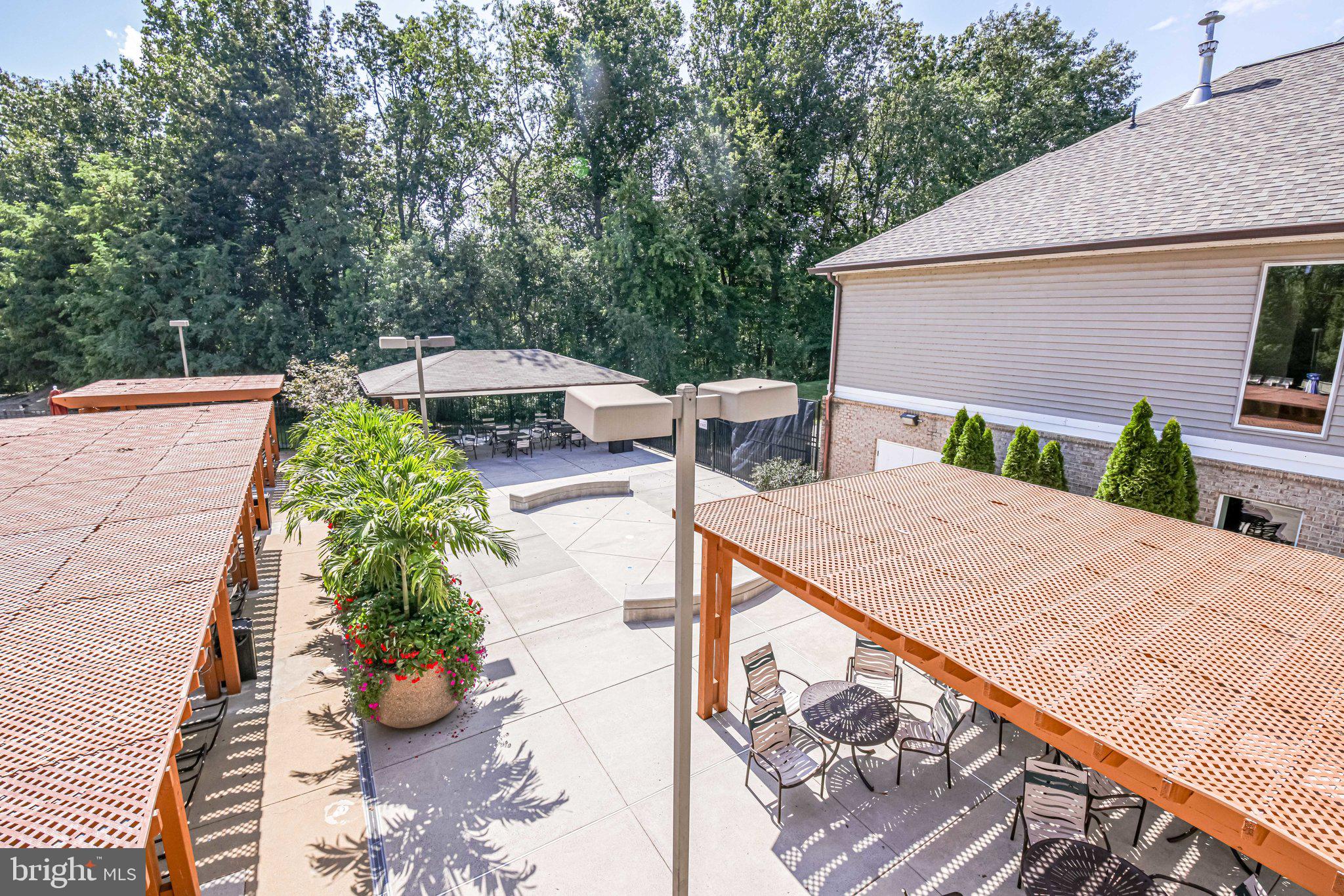 7511 Bulfinch Ct
