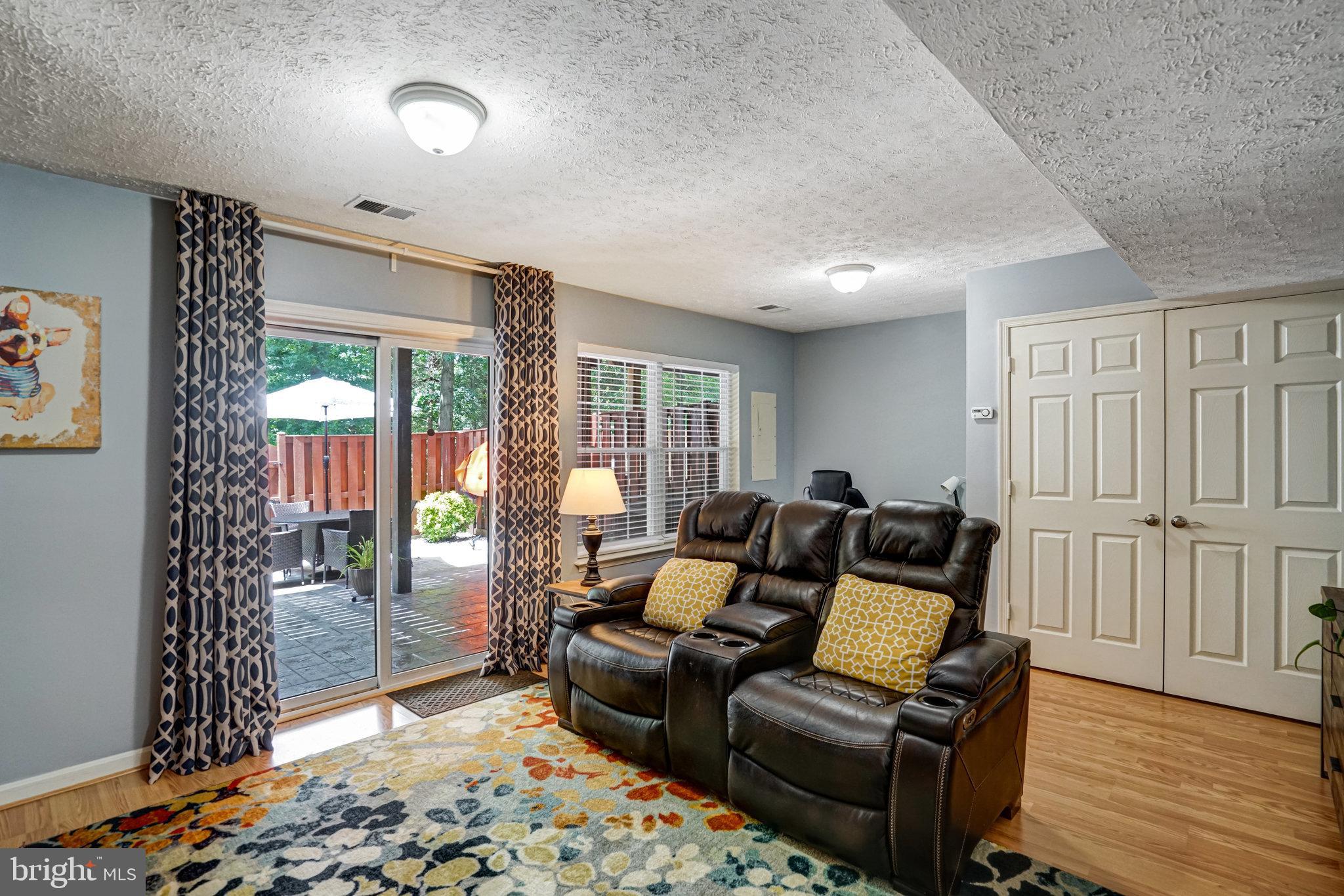 6552 Kelsey Point Cir