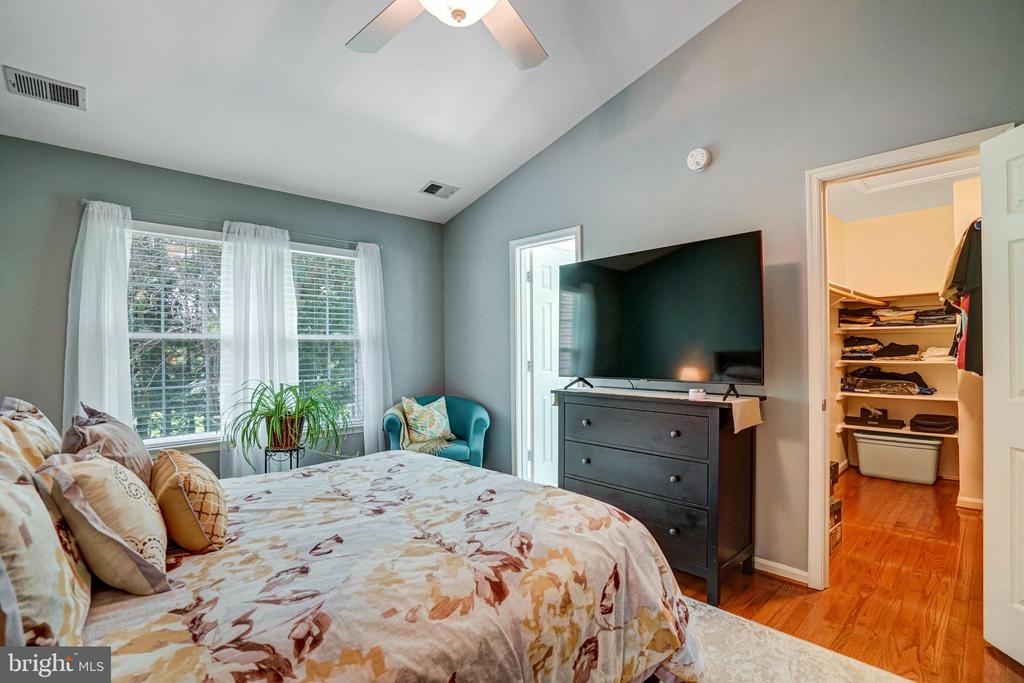 6552 Kelsey Point Cir