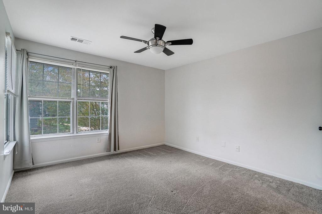 5376 BEDFORD TERRACE 76D
