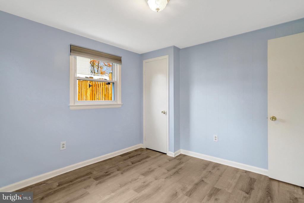 6109 LARKSPUR DRIVE