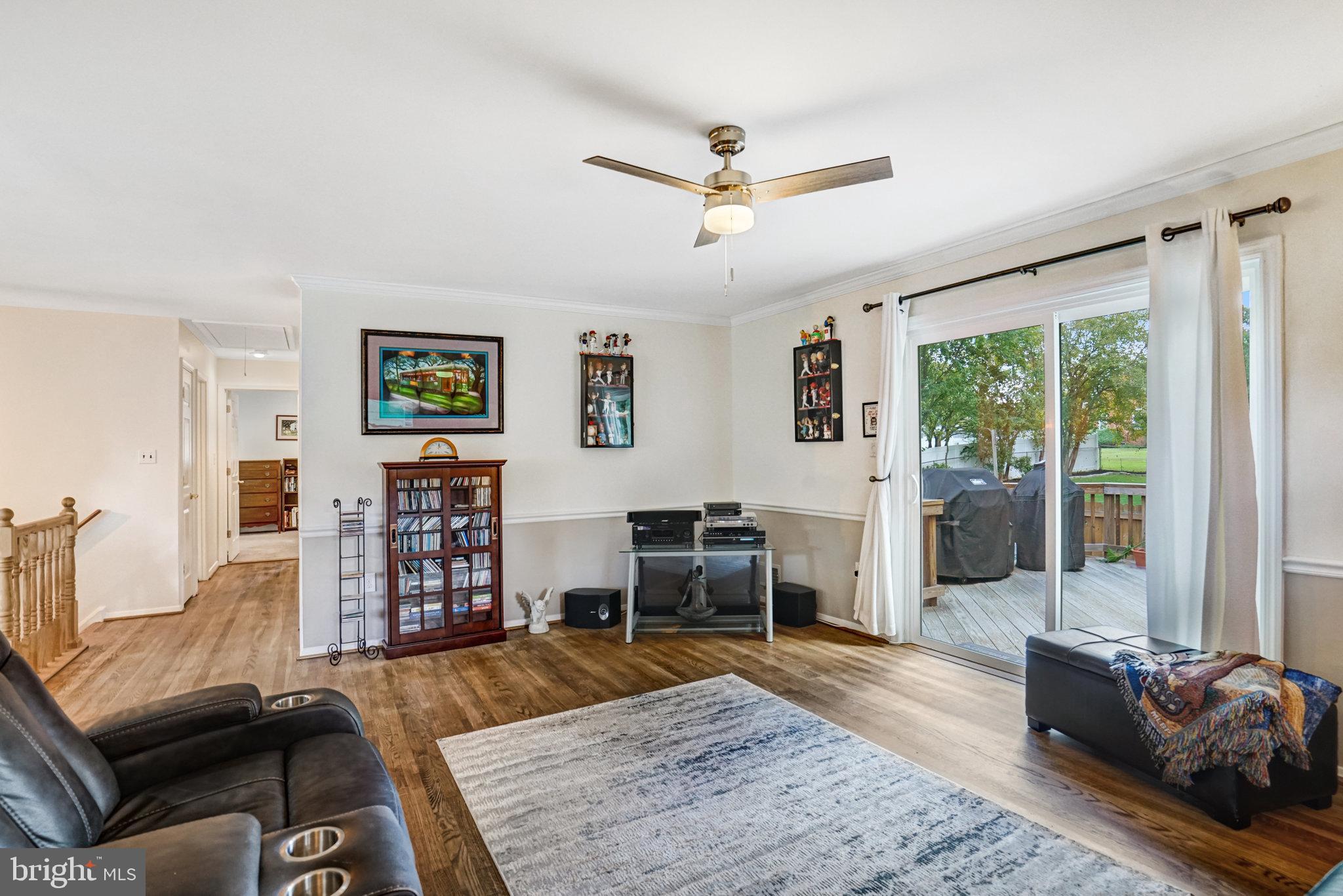 6109 LARKSPUR DRIVE