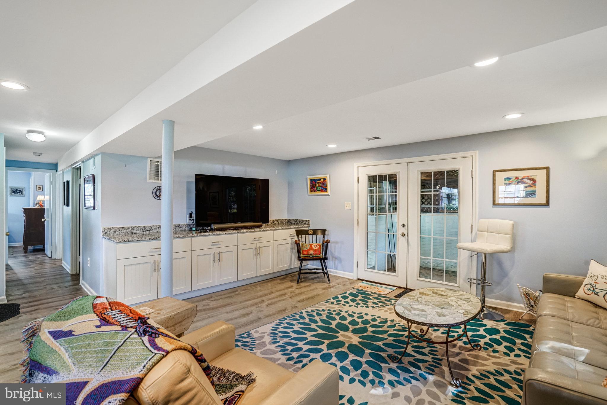 6109 LARKSPUR DRIVE