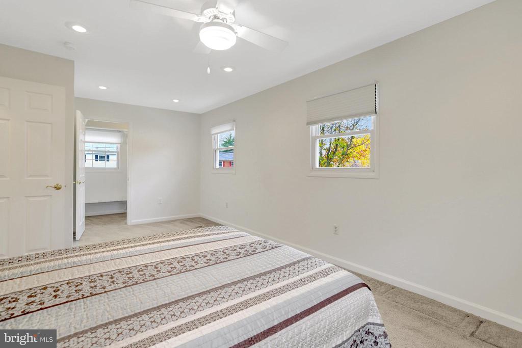 6109 LARKSPUR DRIVE