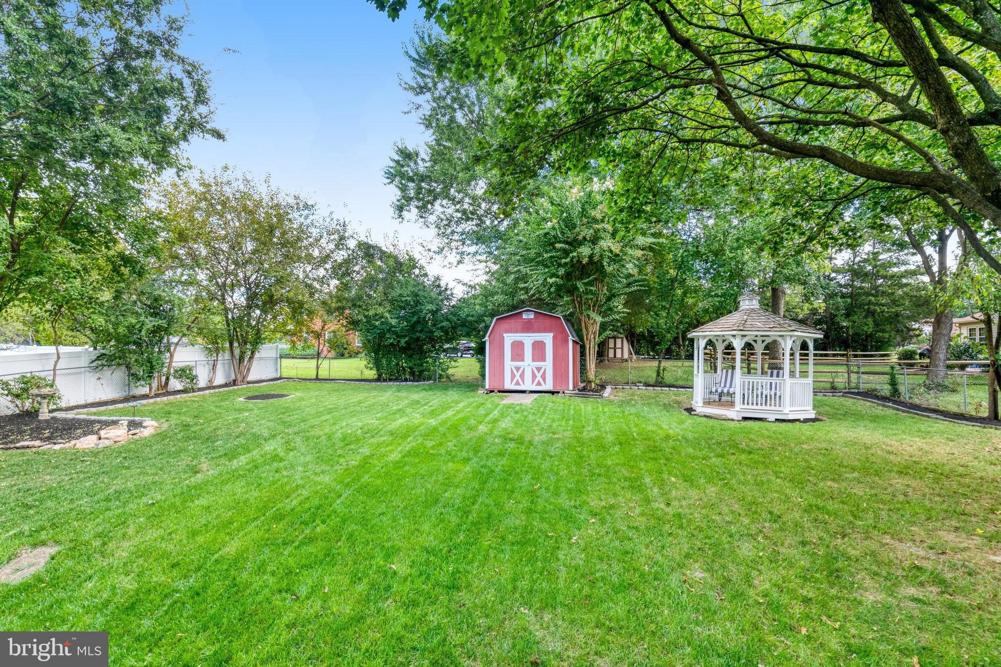 6109 LARKSPUR DRIVE