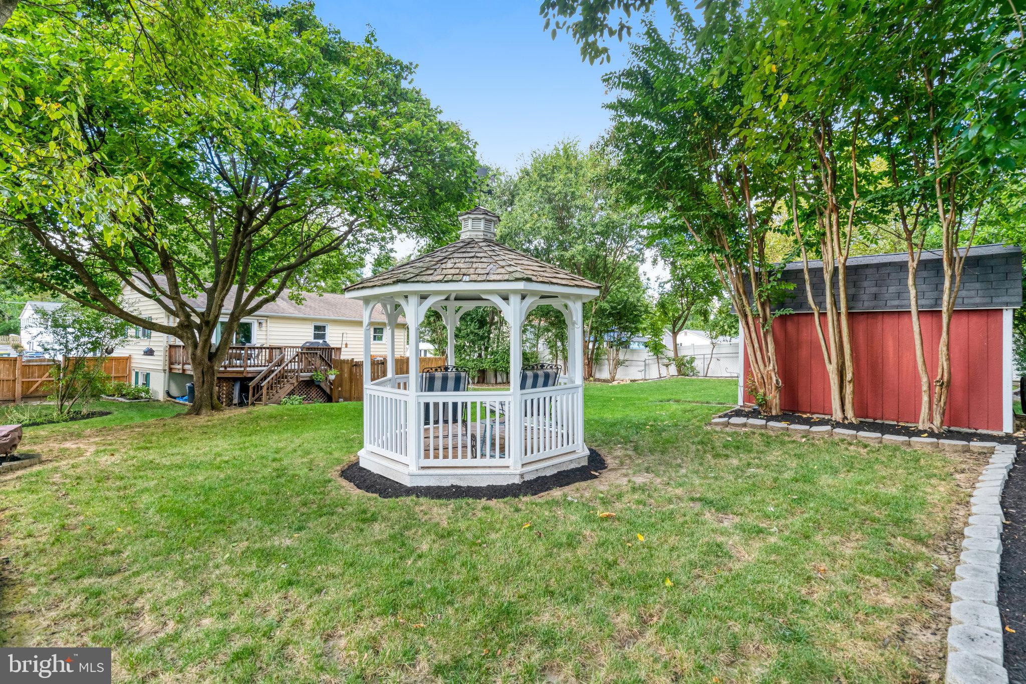 6109 LARKSPUR DRIVE
