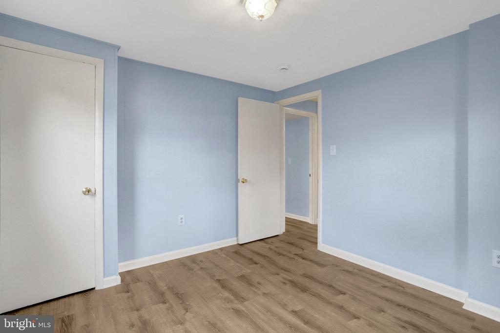 6109 LARKSPUR DRIVE
