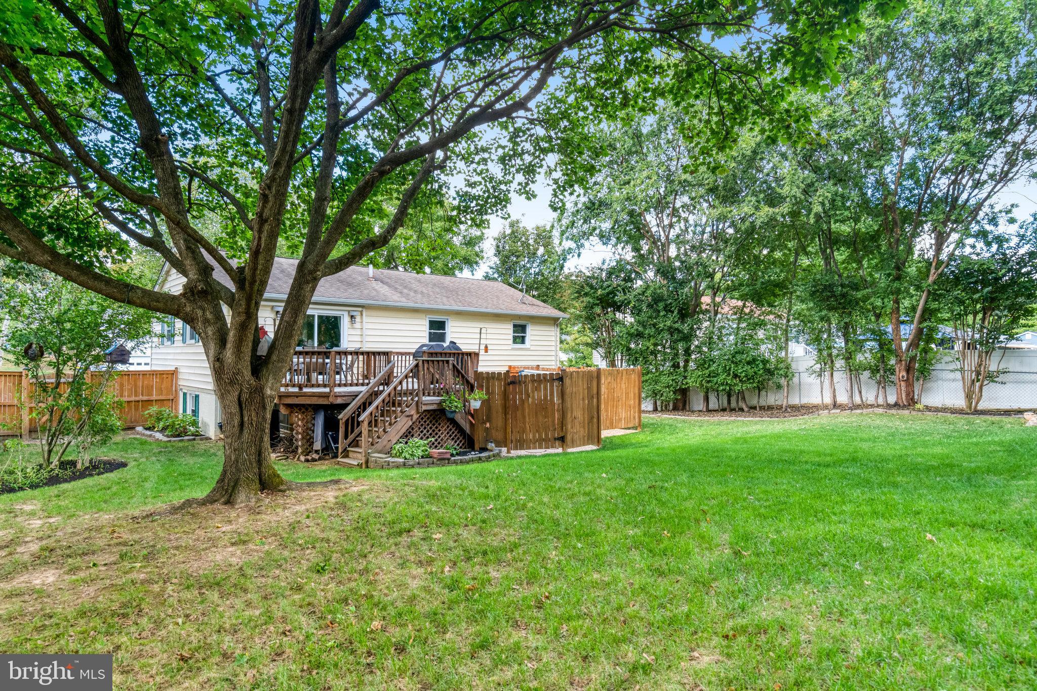 6109 LARKSPUR DRIVE
