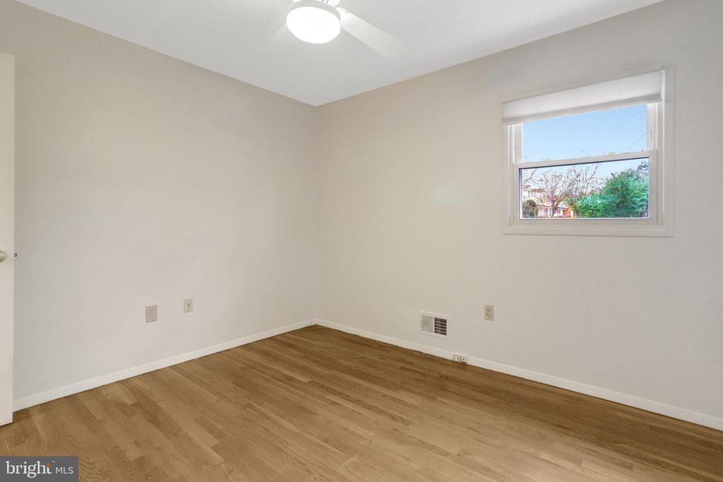 6109 LARKSPUR DRIVE