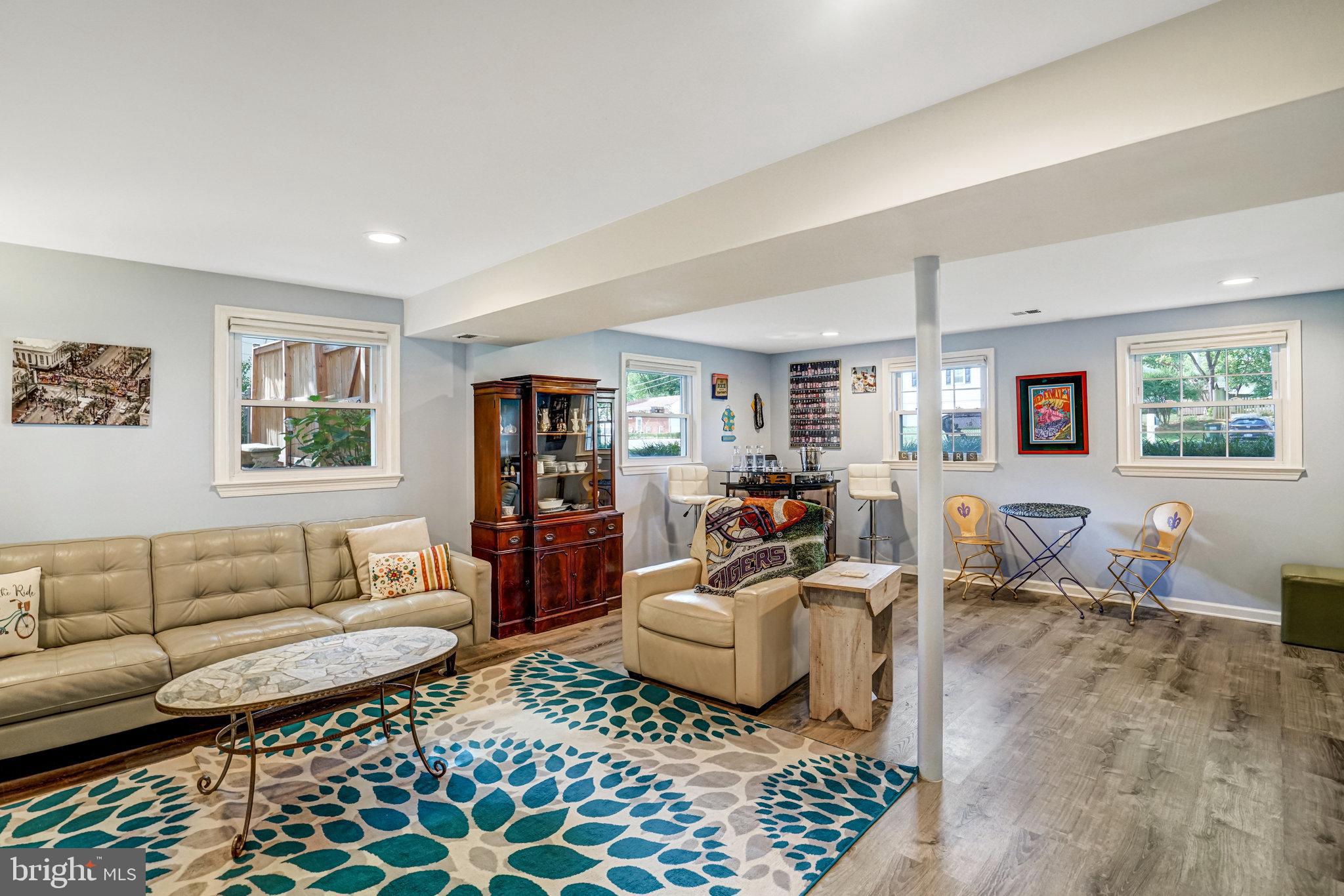 6109 LARKSPUR DRIVE