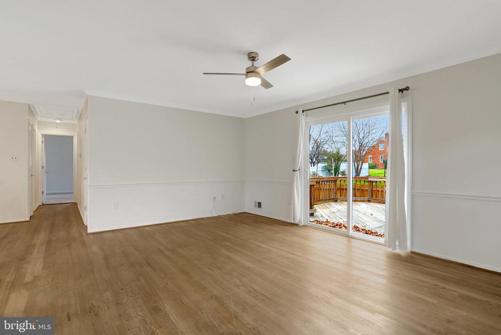 6109 LARKSPUR DRIVE