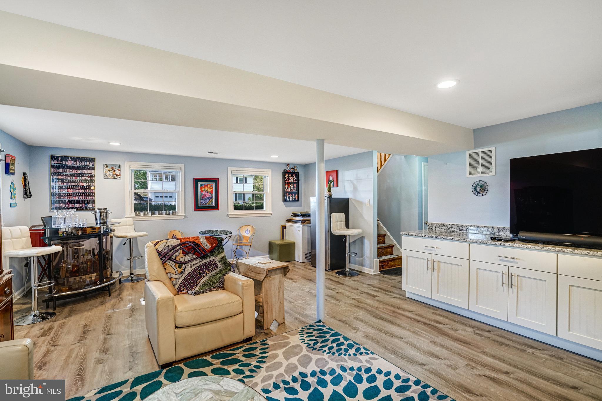 6109 LARKSPUR DRIVE
