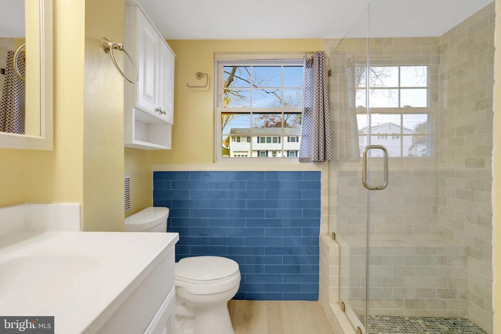 6109 LARKSPUR DRIVE