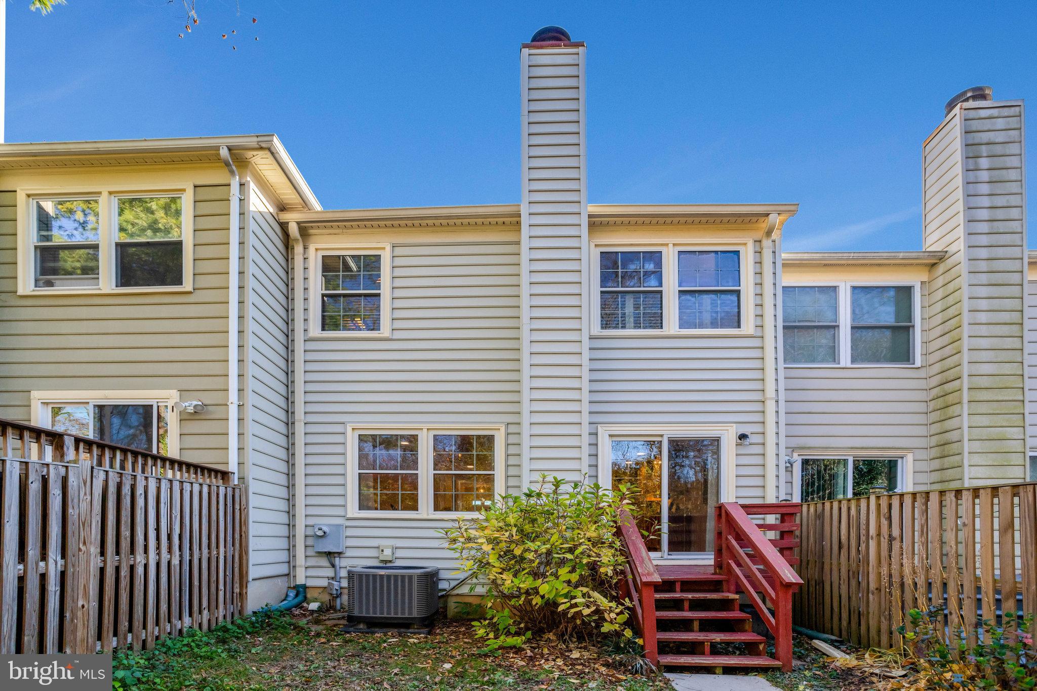 6122 OLD BRENTFORD COURT