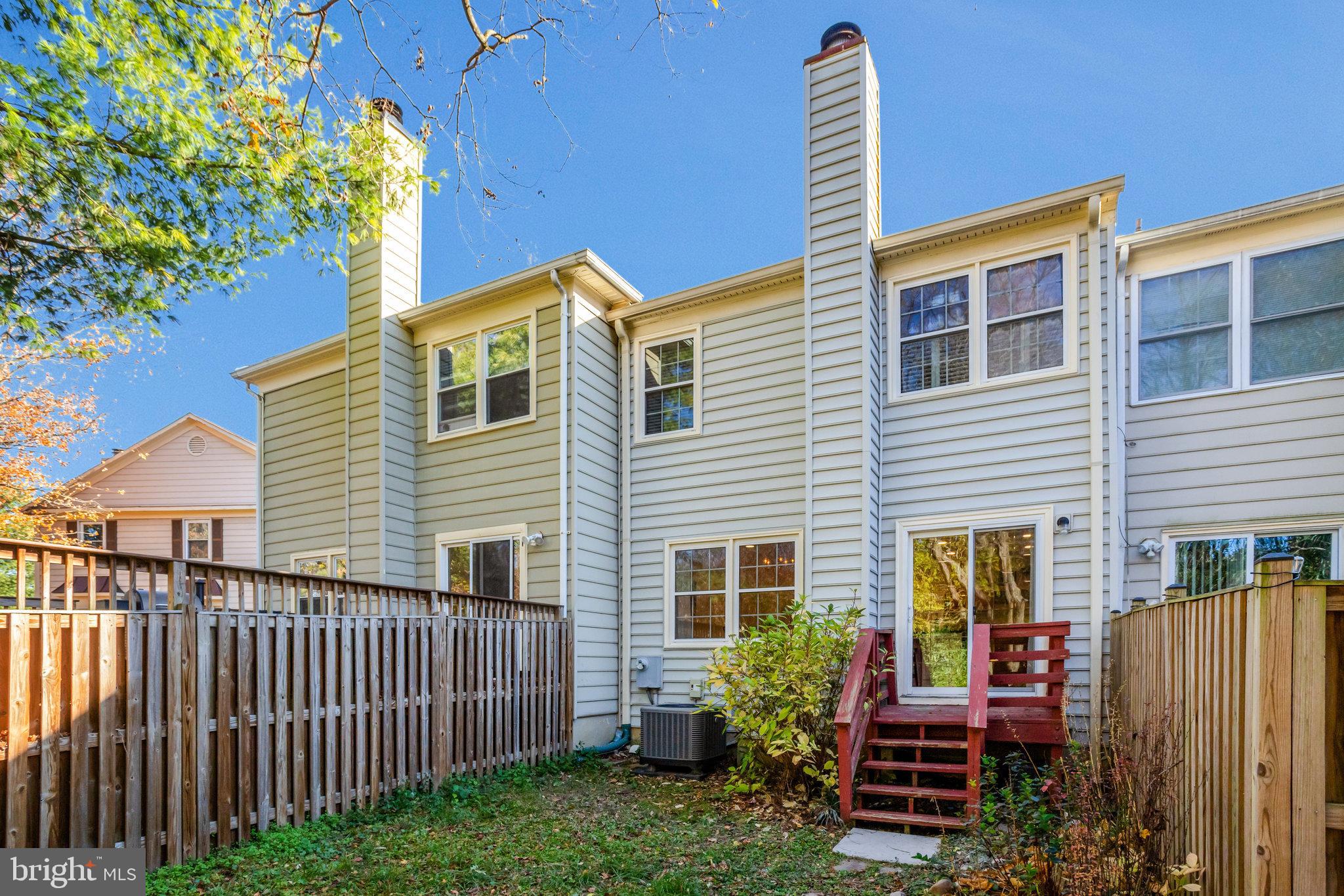 6122 OLD BRENTFORD COURT