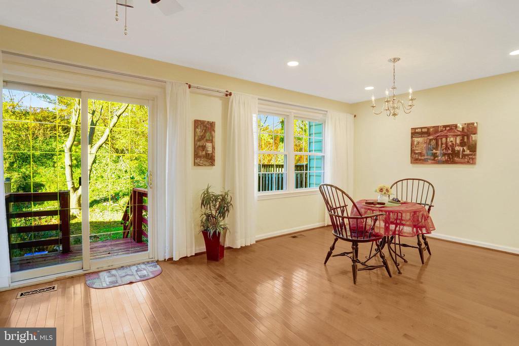 6122 OLD BRENTFORD COURT