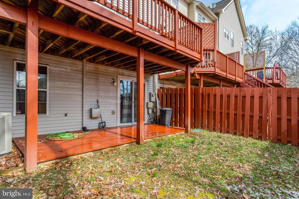 5715 CLAPHAM ROAD