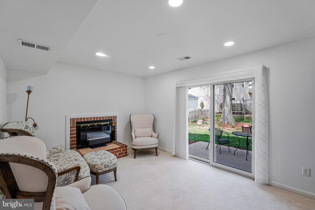 5148 PUMPHREY DRIVE