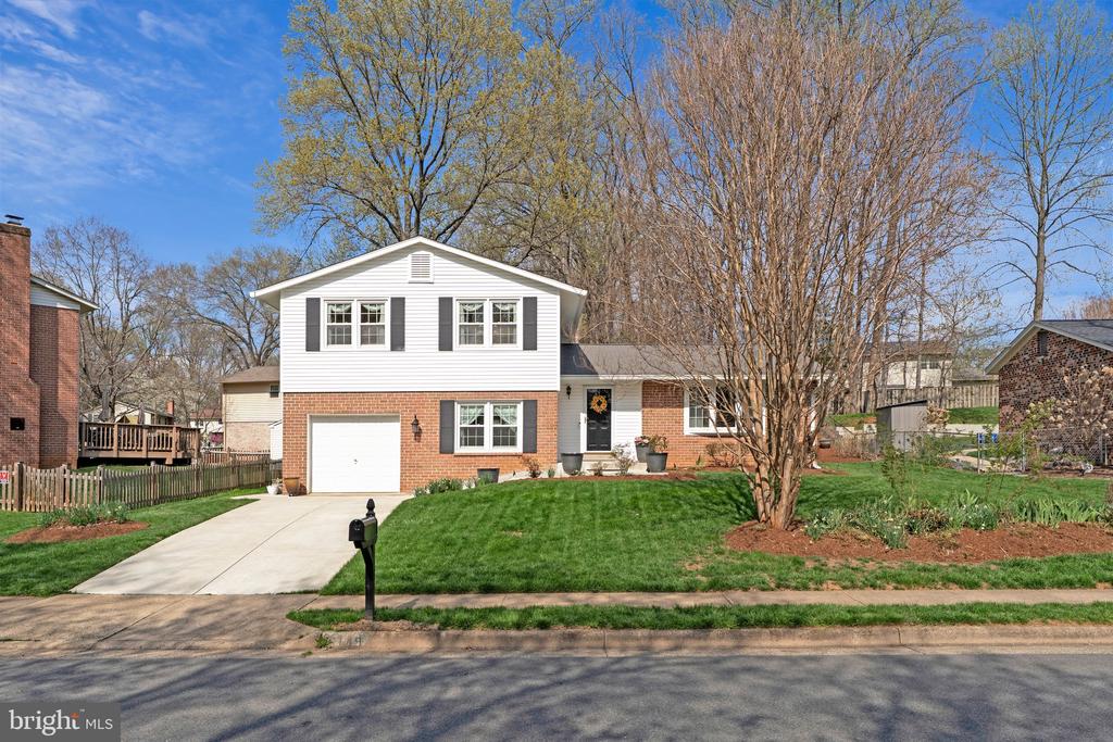 5148 PUMPHREY DRIVE