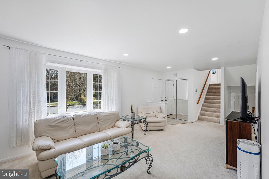 5148 PUMPHREY DRIVE