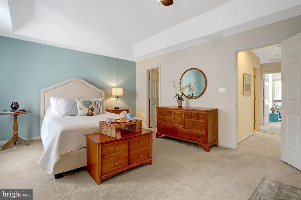6138 CINNAMON COURT