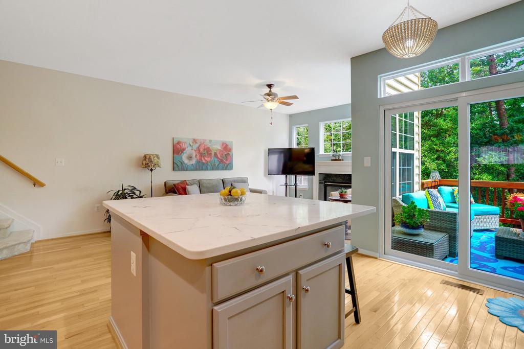 6138 CINNAMON COURT