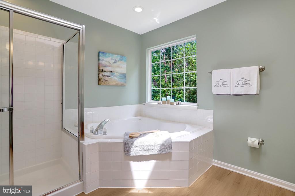 6138 CINNAMON COURT