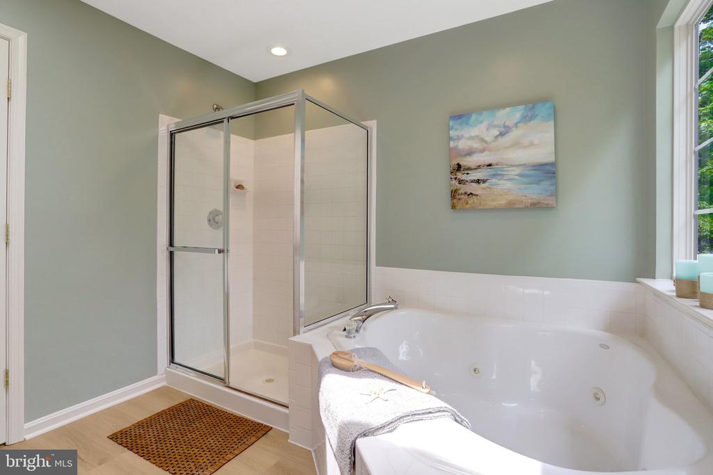 6138 CINNAMON COURT