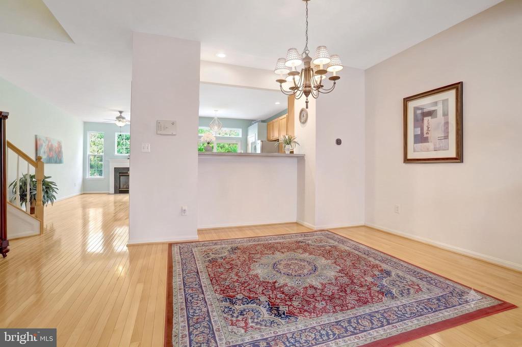 6138 CINNAMON COURT