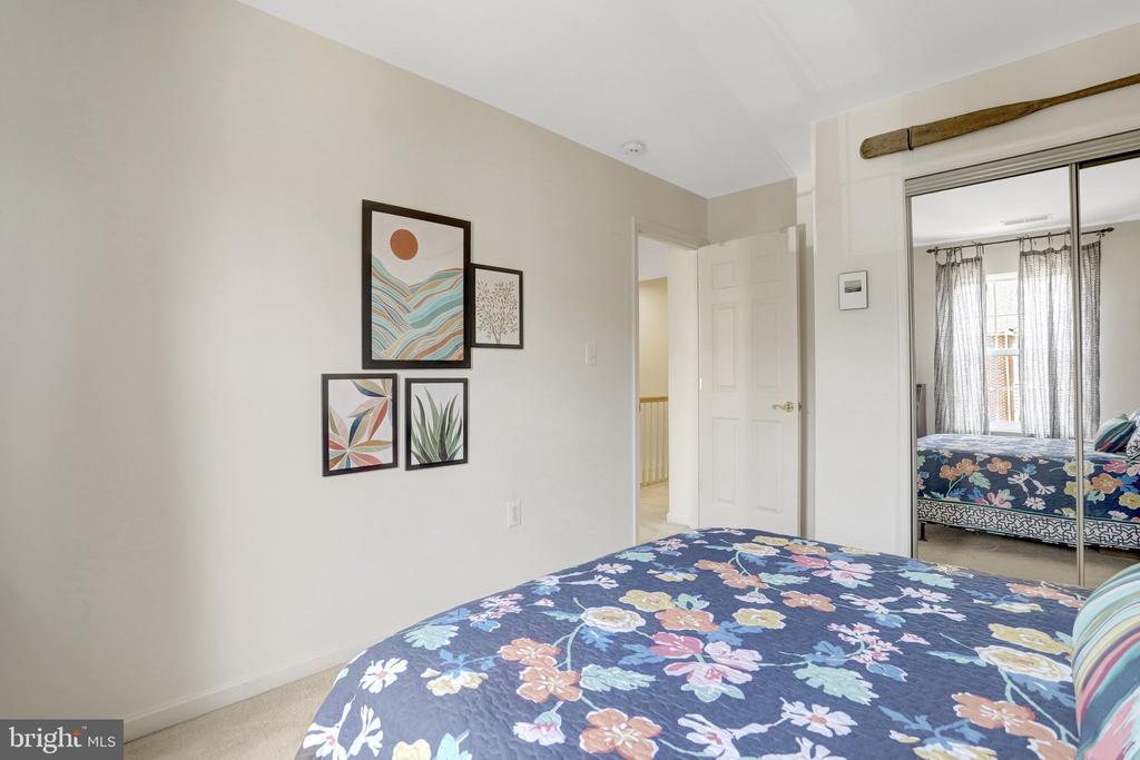 6138 CINNAMON COURT