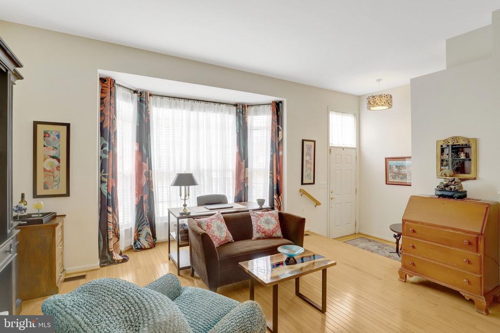 6138 CINNAMON COURT