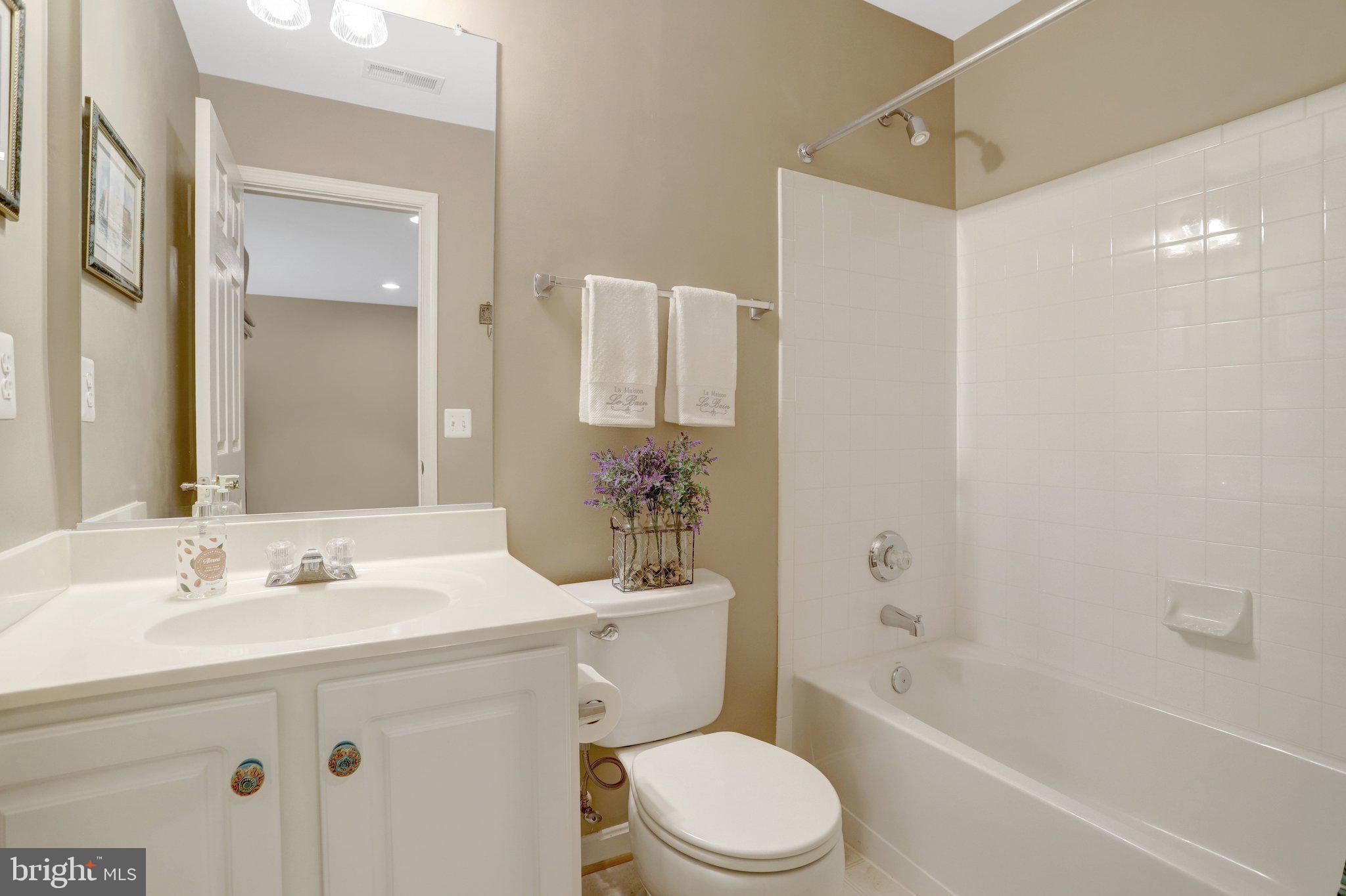 6138 CINNAMON COURT