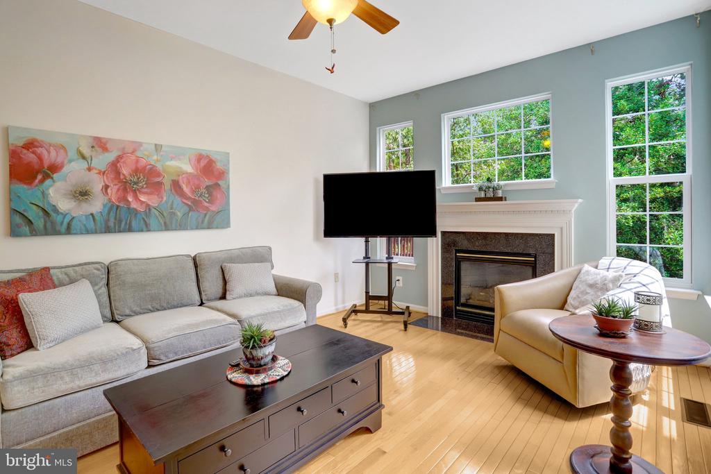 6138 CINNAMON COURT