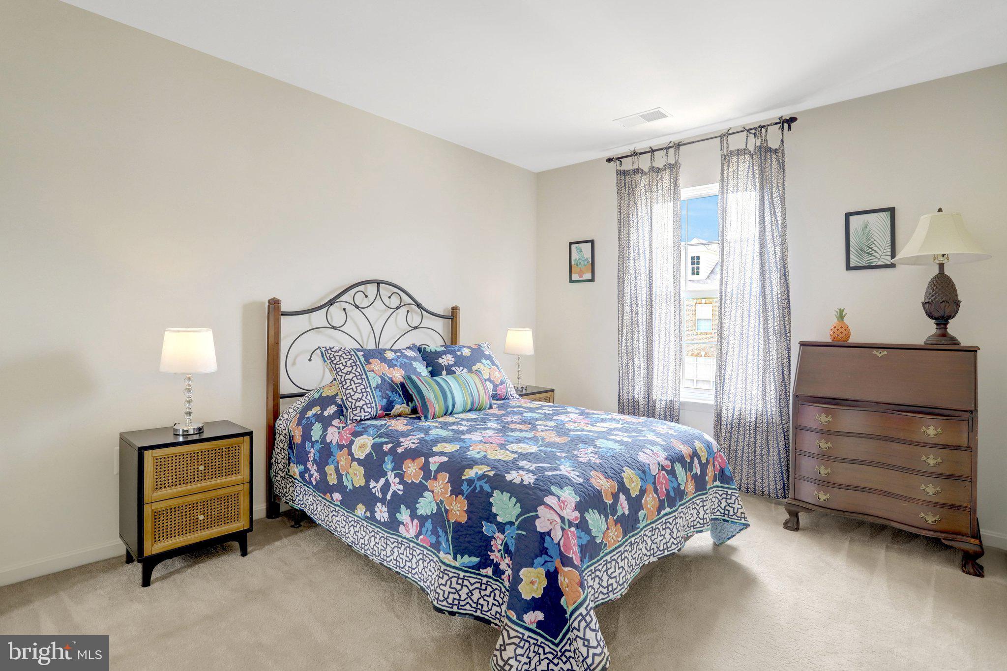 6138 CINNAMON COURT