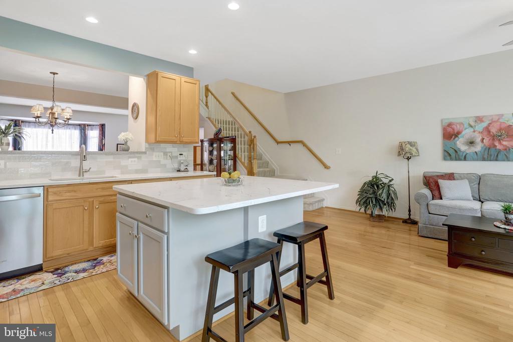 6138 CINNAMON COURT