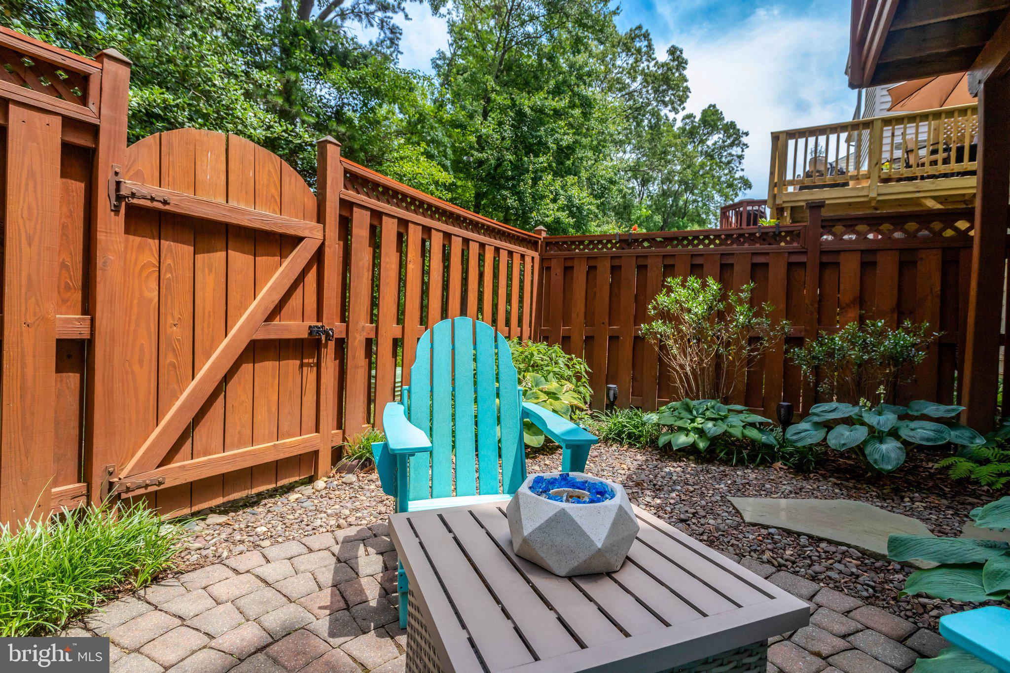 6138 CINNAMON COURT