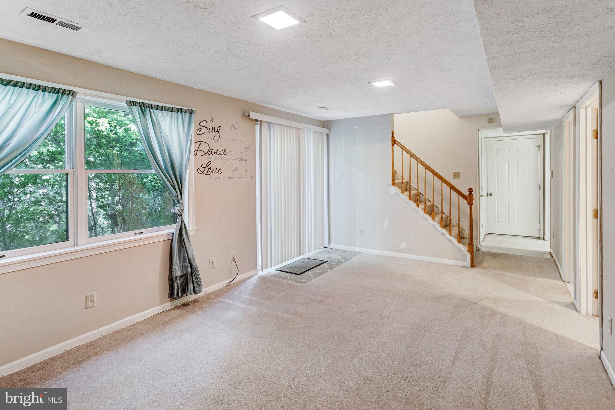 11646 HOWITZER LANE